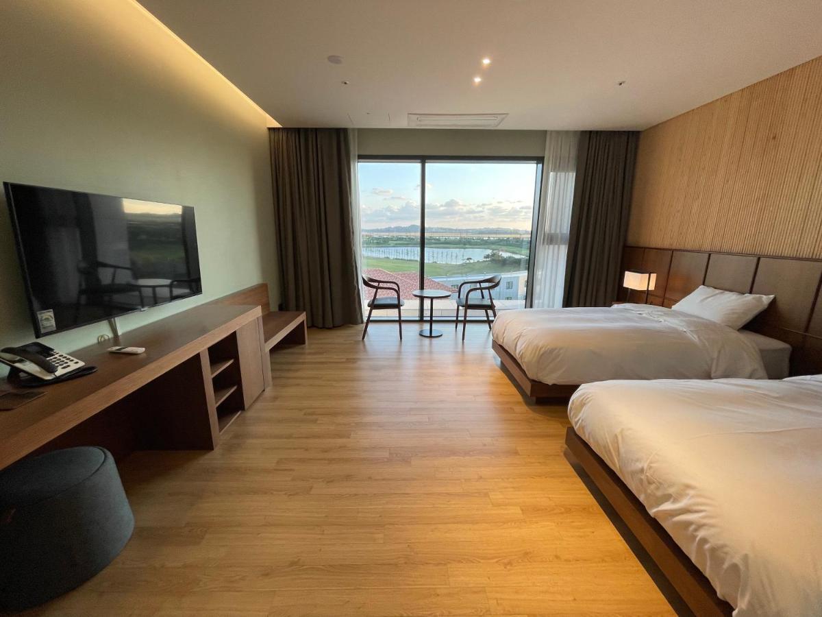 Sollago Resort Taean Bagian luar foto