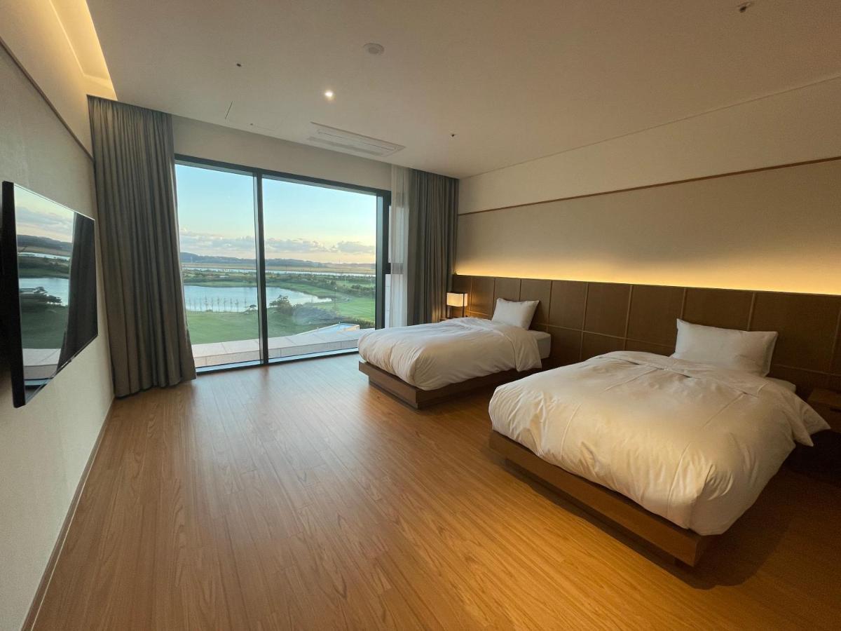 Sollago Resort Taean Bagian luar foto